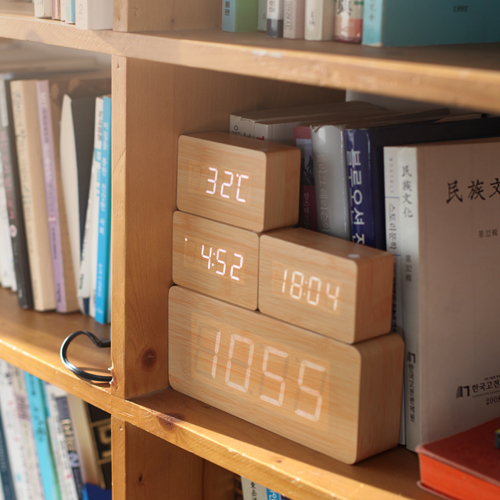 Coms 디자인 인테리어소품 LED 나무시계(알람), 대형