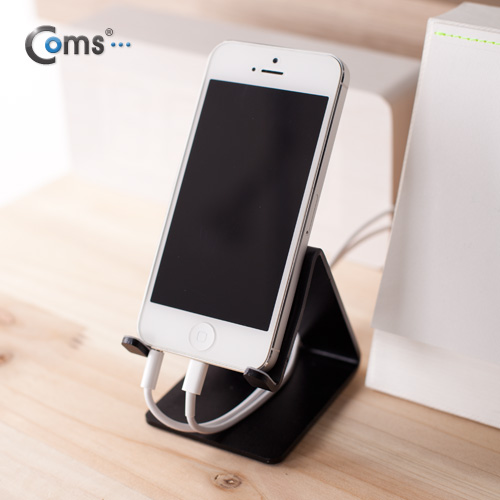 Coms 스마트폰 거치대(알루미늄/Black),이어폰+충전케이블 동시사용가능
