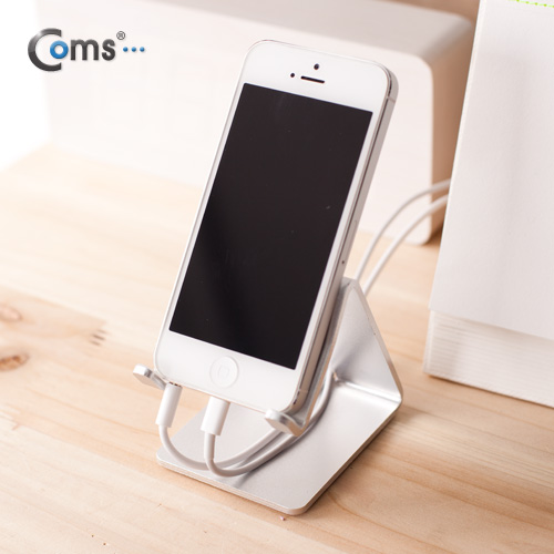 Coms 스마트폰 거치대(알루미늄/Silver),이어폰+충전케이블 동시사용가능