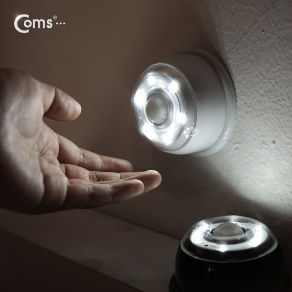 Coms 램프(센서등 감지형) 6LED 천장 설치형 흰색, AAAx4