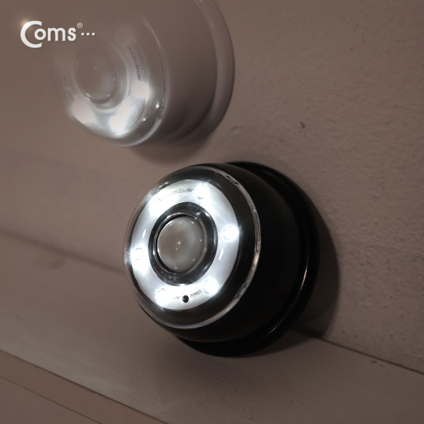 Coms 램프(센서등 감지형) 6LED 천장 설치형 검정, AAAx4