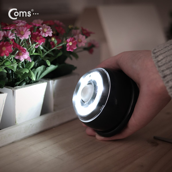 Coms 램프(센서등 감지형) 6LED 천장 설치형 검정, AAAx4