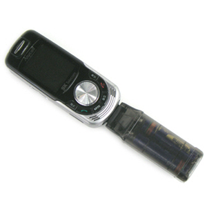 Coms 휴대폰 비상 충전기 - AAA 건전지 4개 사용(1회용) [A1911]