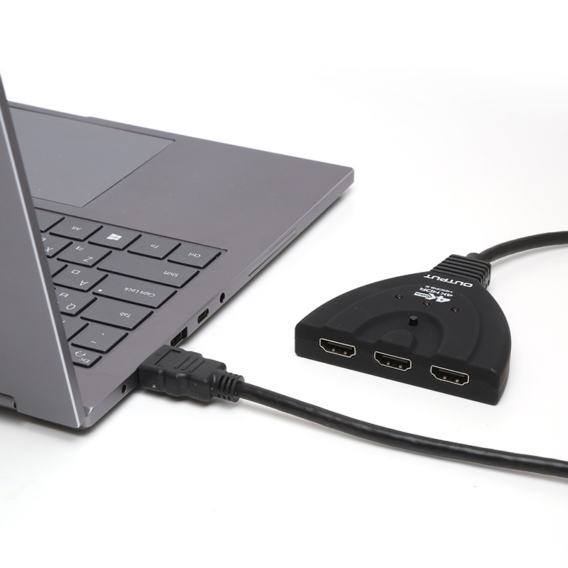 HDMI 2.0 3:1 스위치 UHD 4K