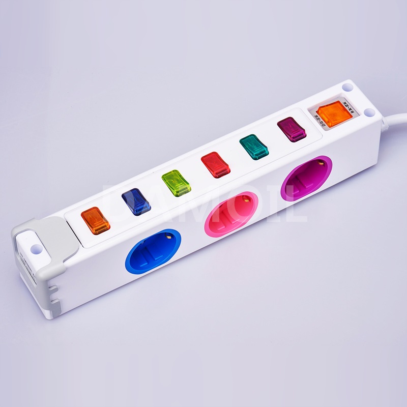 D-SIDE-C-63 옆으로 멀티탭 6구 개별 3m