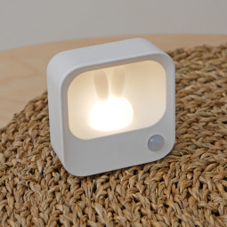 동작 감지 센서등 현관 복도 계단 베란다 캠핑용 토끼모양 실리콘 재질 충전식동작 거리 약 1.2M