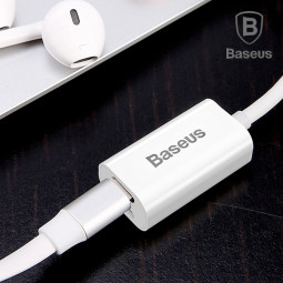 BASEUS 아이폰7용 이어폰젠더 충전젠더 화이트