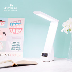 액센 A150 5in1 15W 무선충전 LED 스탠드 화이트